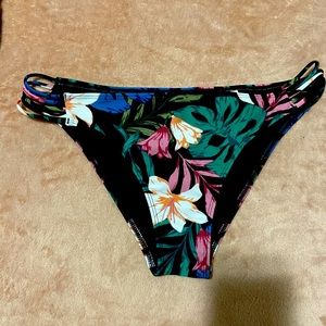Bikini Hollister size M new